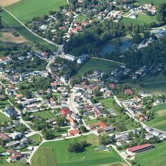 Flugwegposition um 09:58:32: Aufgenommen in der Nähe von Gemeinde Hernstein, 2560, Österreich in 1093 Meter